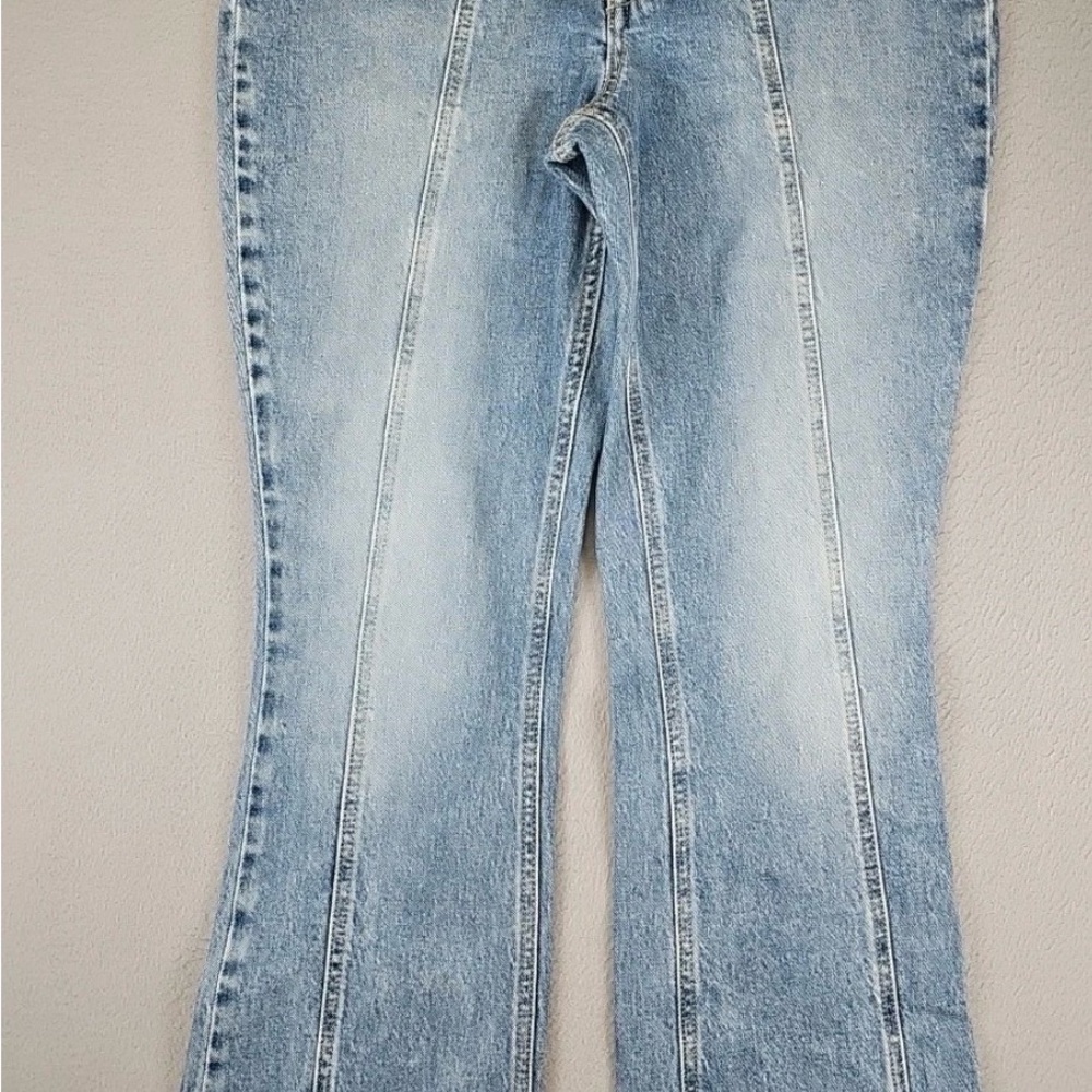 Light Wash High-Rise Panel Flare Jeans (10)